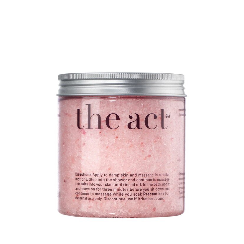 Detoxifying Leg Scrub with Himalayan Salt and Grapefruit