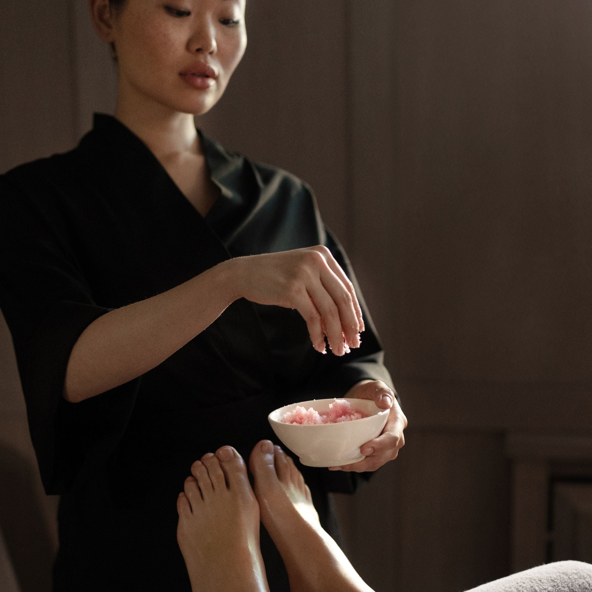 How to use The Act Banya Scrub 500g — for a spa session