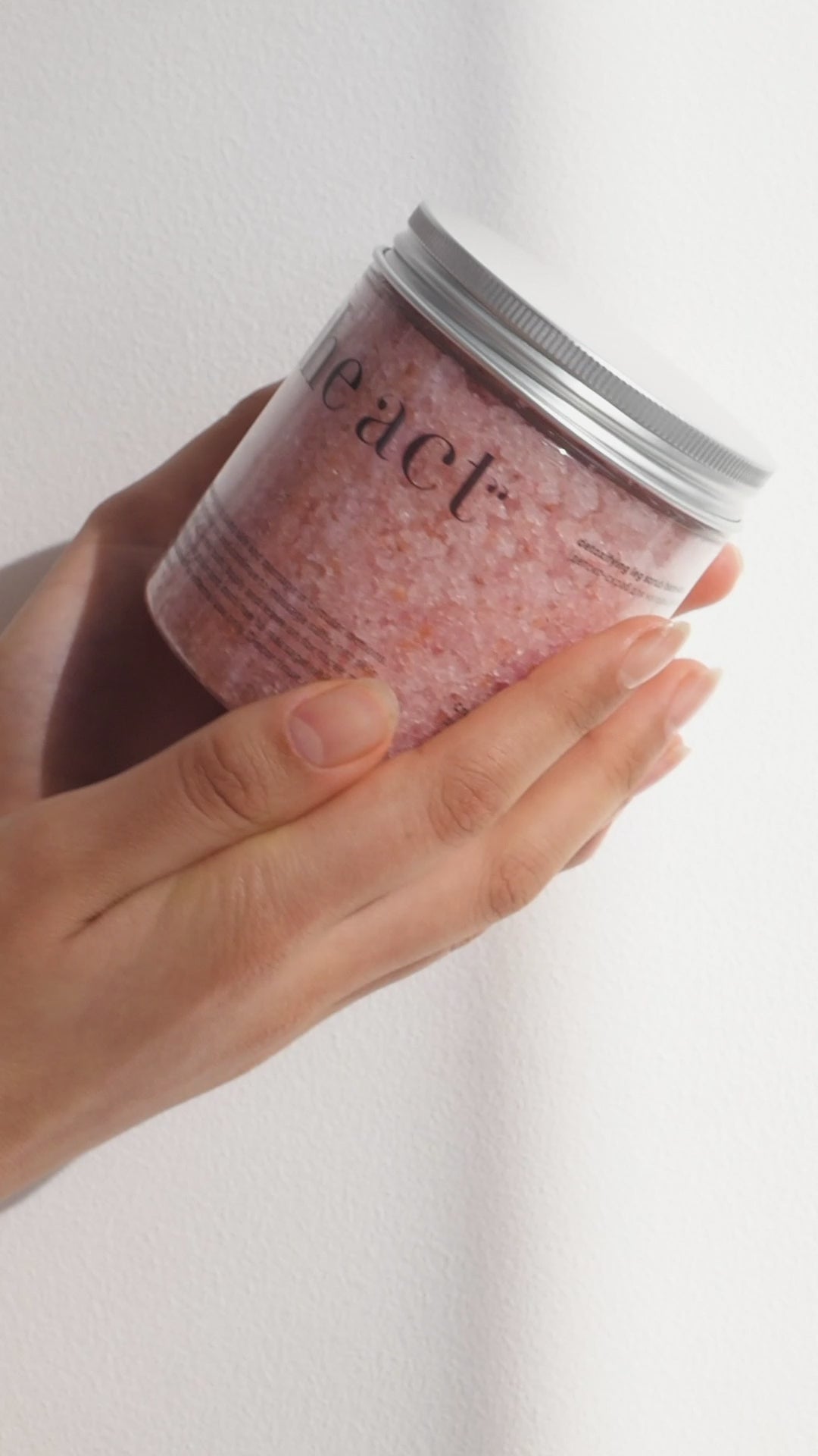 Detoxifying Leg Scrub with Himalayan Salt and Grapefruit