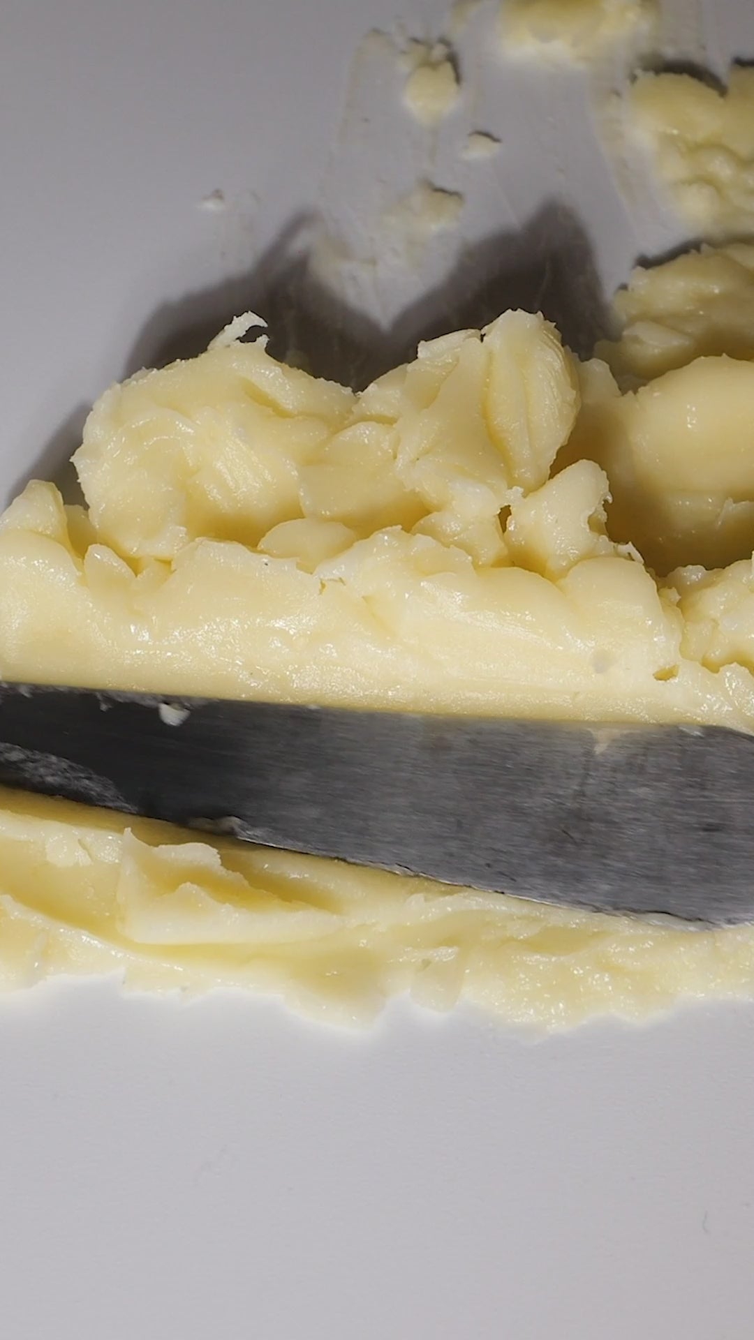 Coconut massage body butter